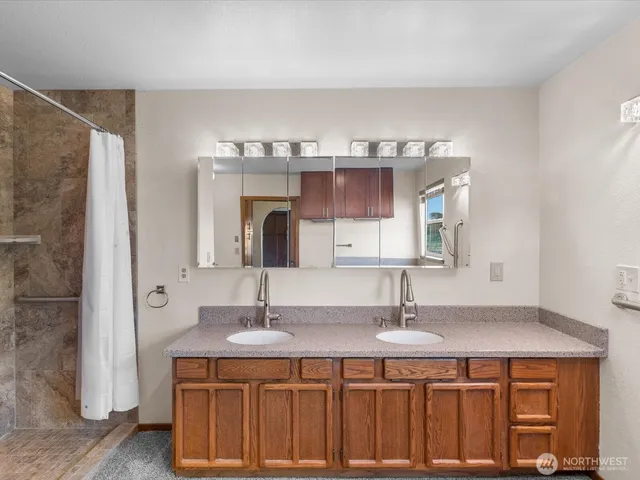 a view of a room with an entryway