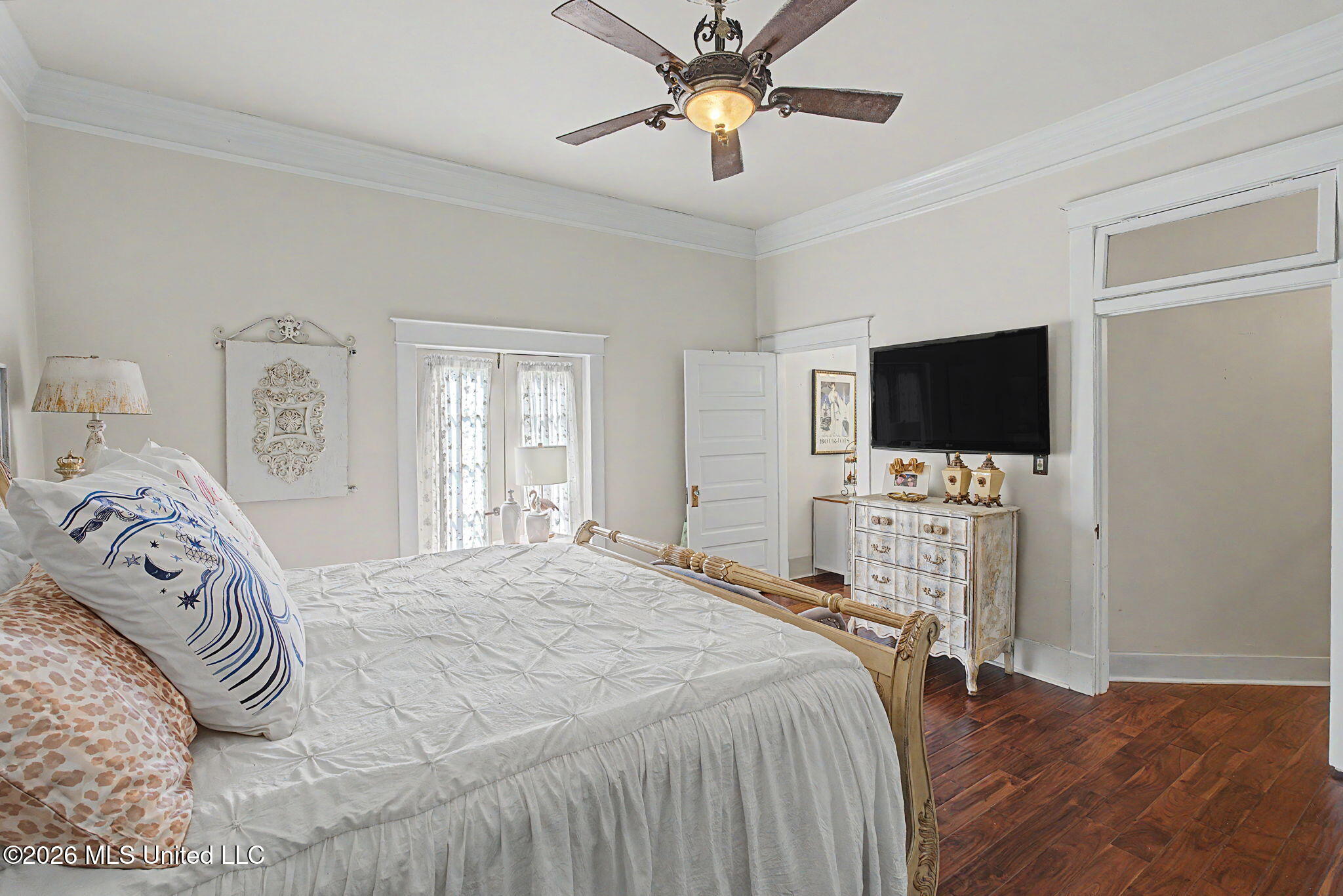2155 Mt Pleasant Road Hernando, MS 38632 - Photo 23 of 40 Primary bedroom!