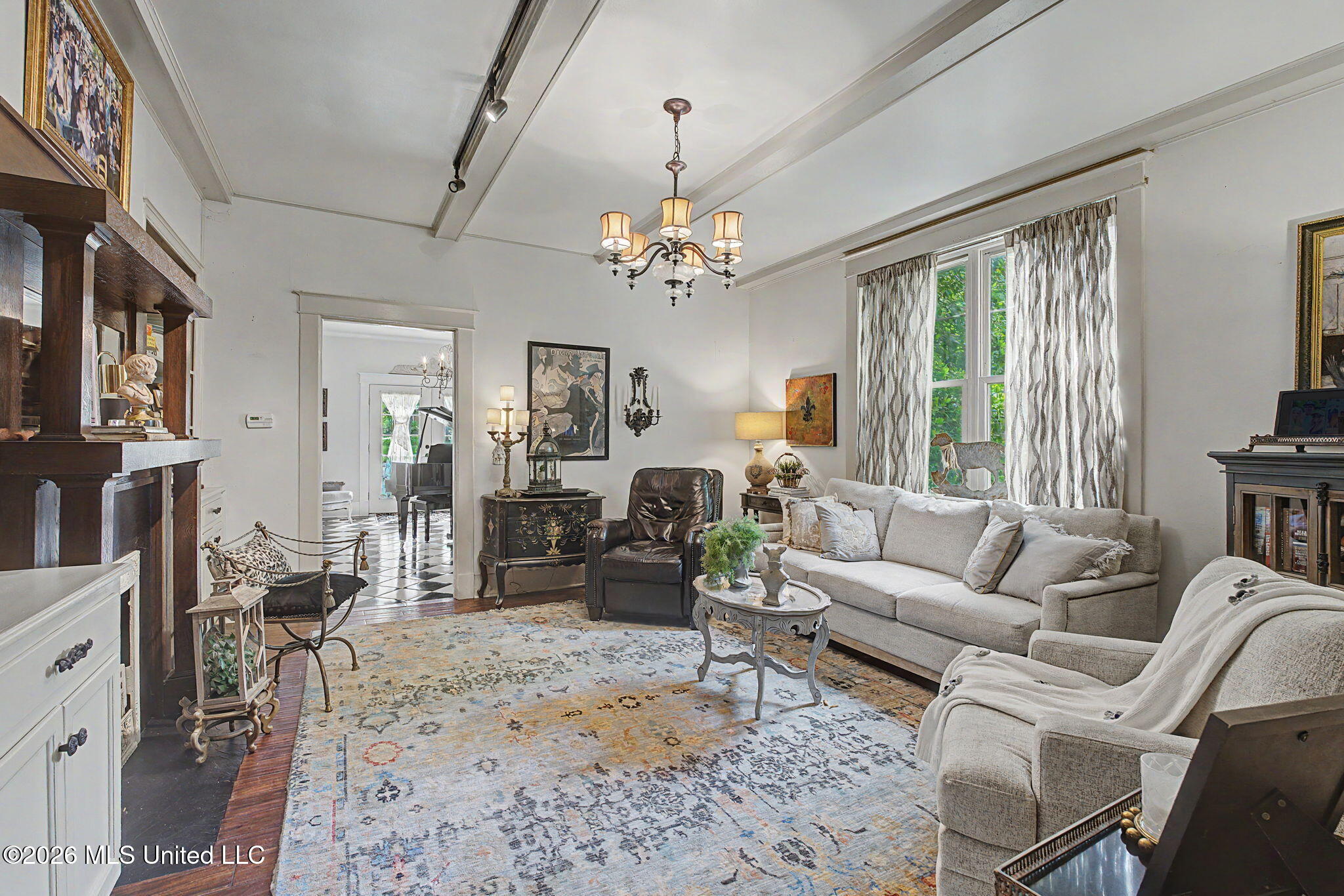 2155 Mt Pleasant Road Hernando, MS 38632 - Photo 9 of 40 Family Room