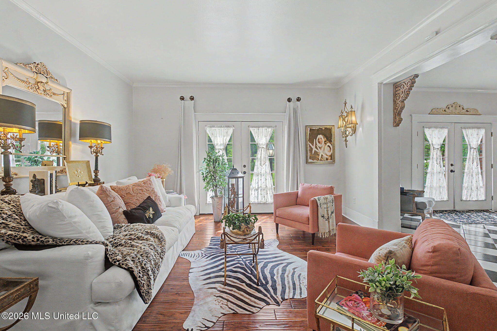 2155 Mt Pleasant Road Hernando, MS 38632 - Photo 10 of 40 Living room!