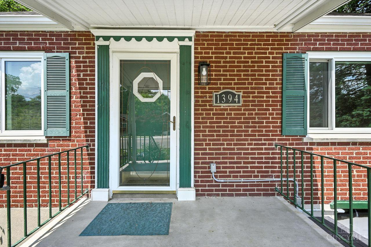 1394 Adams Road Cincinnati, OH 45231 - Photo 4 of 35 Gallery Image 4