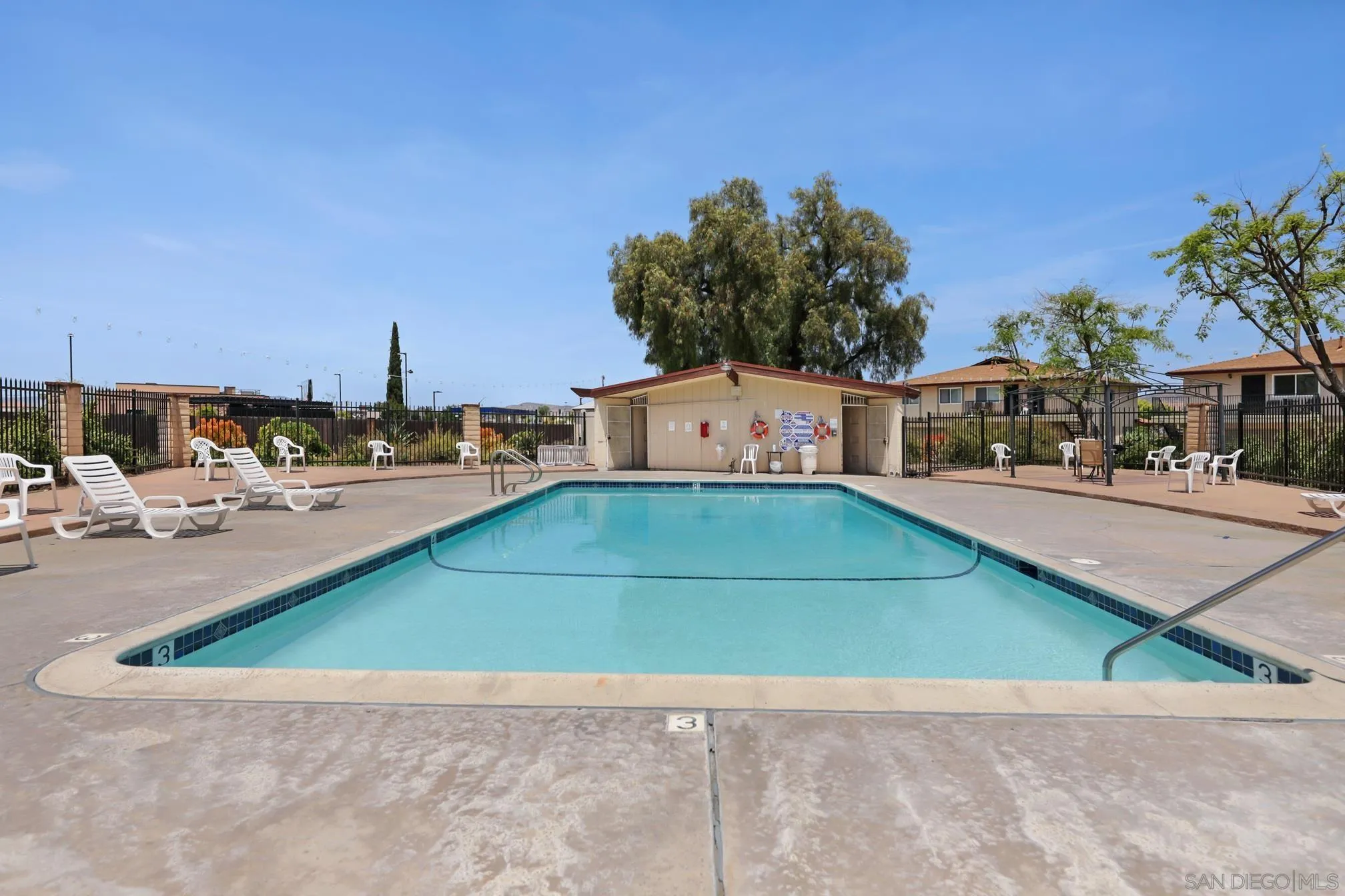 9845 Mission Gorge Road, Unit 3 Santee, CA 92071 - Photo 24 of 25 a view of a basket ball ground