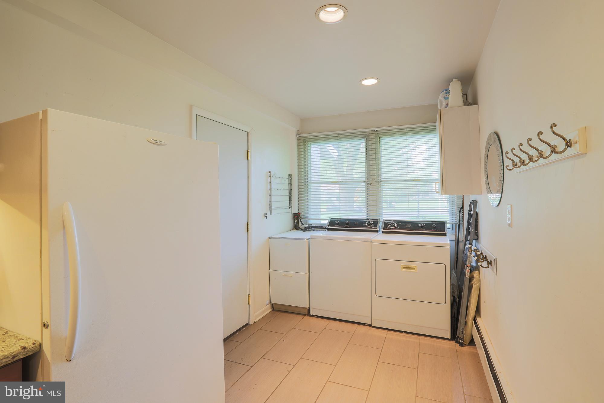 8002 Long Meadow Road Baltimore, MD 21208 - Photo 12 of 26 Interior (General)