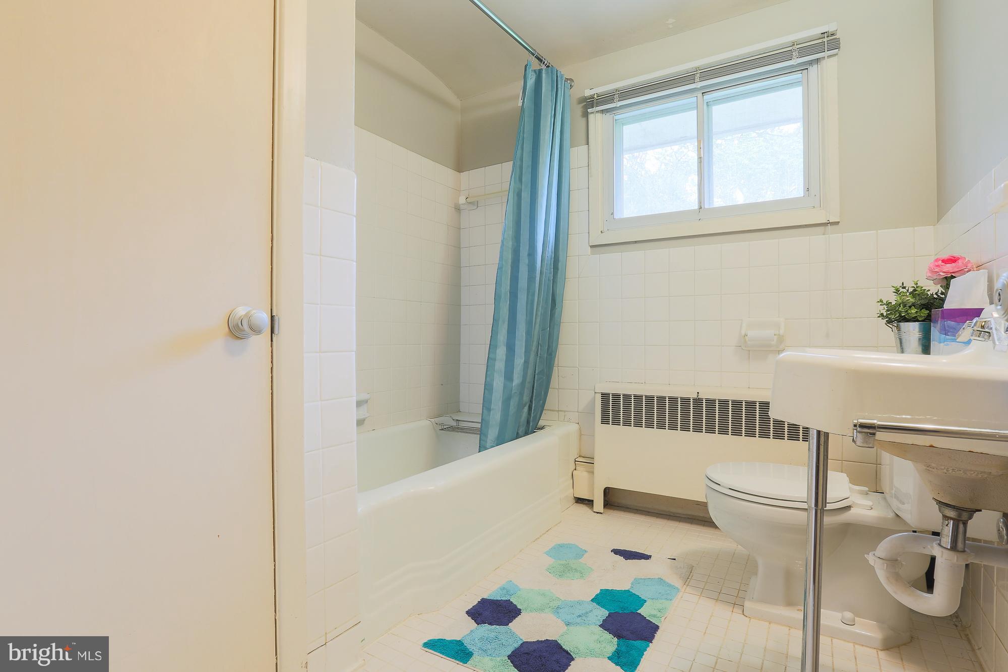 8002 Long Meadow Road Baltimore, MD 21208 - Photo 22 of 26 Bath