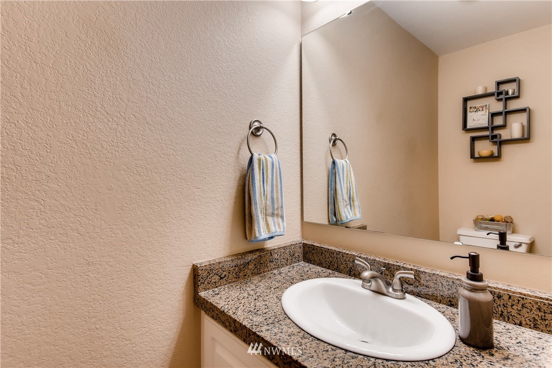 412 Center Road, Unit F4 Everett, WA 98204 - Photo 13 of 25