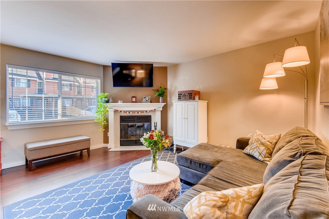 412 Center Road, Unit F4 Everett, WA 98204 - Photo 4 of 25