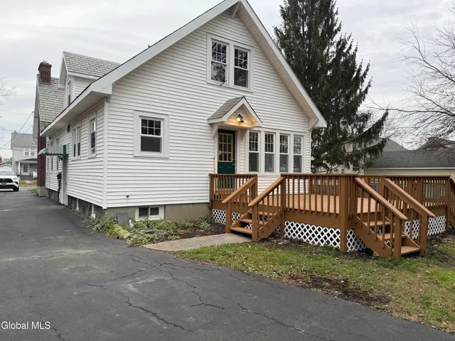 $289,900 | 23 Rose Court, Albany, NY 12209