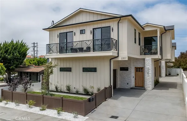 $2,250,000 | 2307 Huntington Lane, Unit A, Redondo Beach, CA 90278