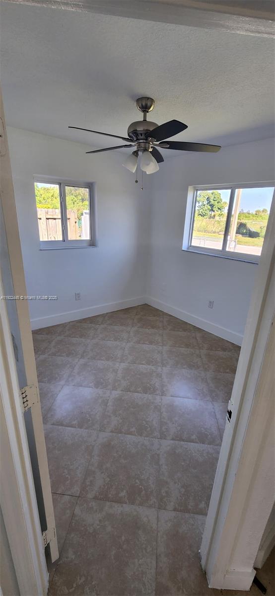 27840 Southwest 128th Place Homestead, FL 33032 - Photo 2 of 13