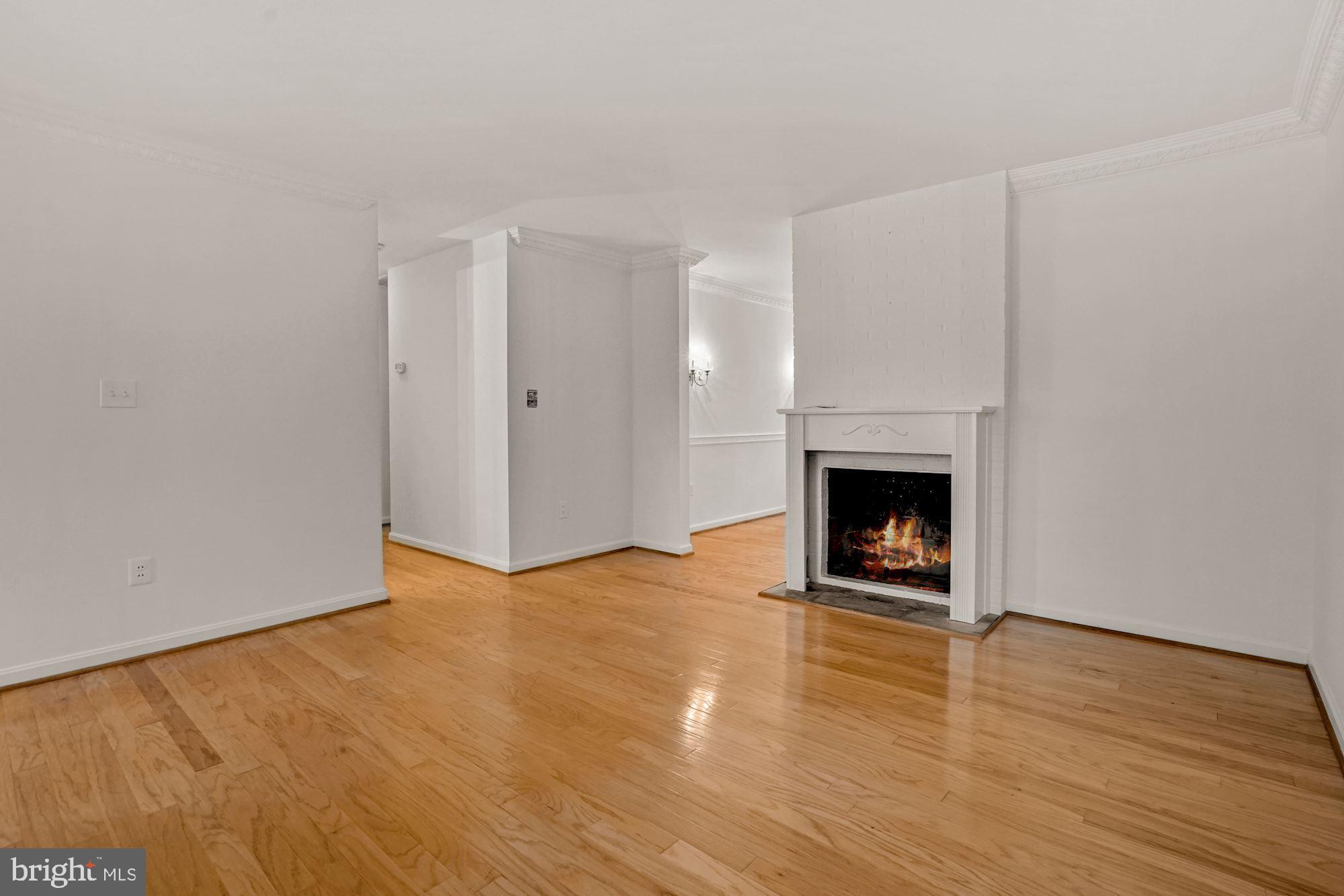 5402 Ferndale Street Springfield, VA 22151 - Photo 13 of 45 Living Room