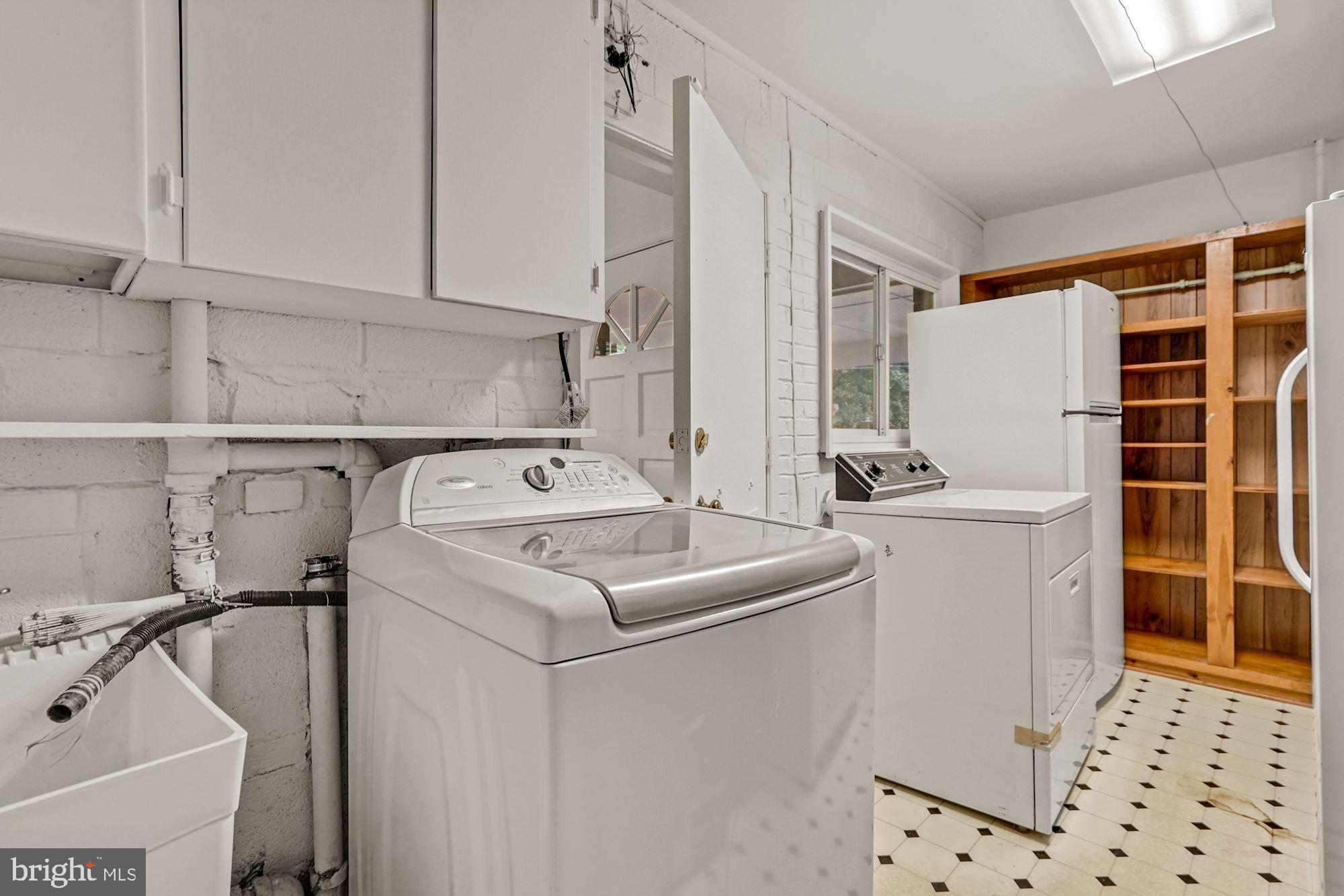 5402 Ferndale Street Springfield, VA 22151 - Photo 18 of 45 Kitchen
