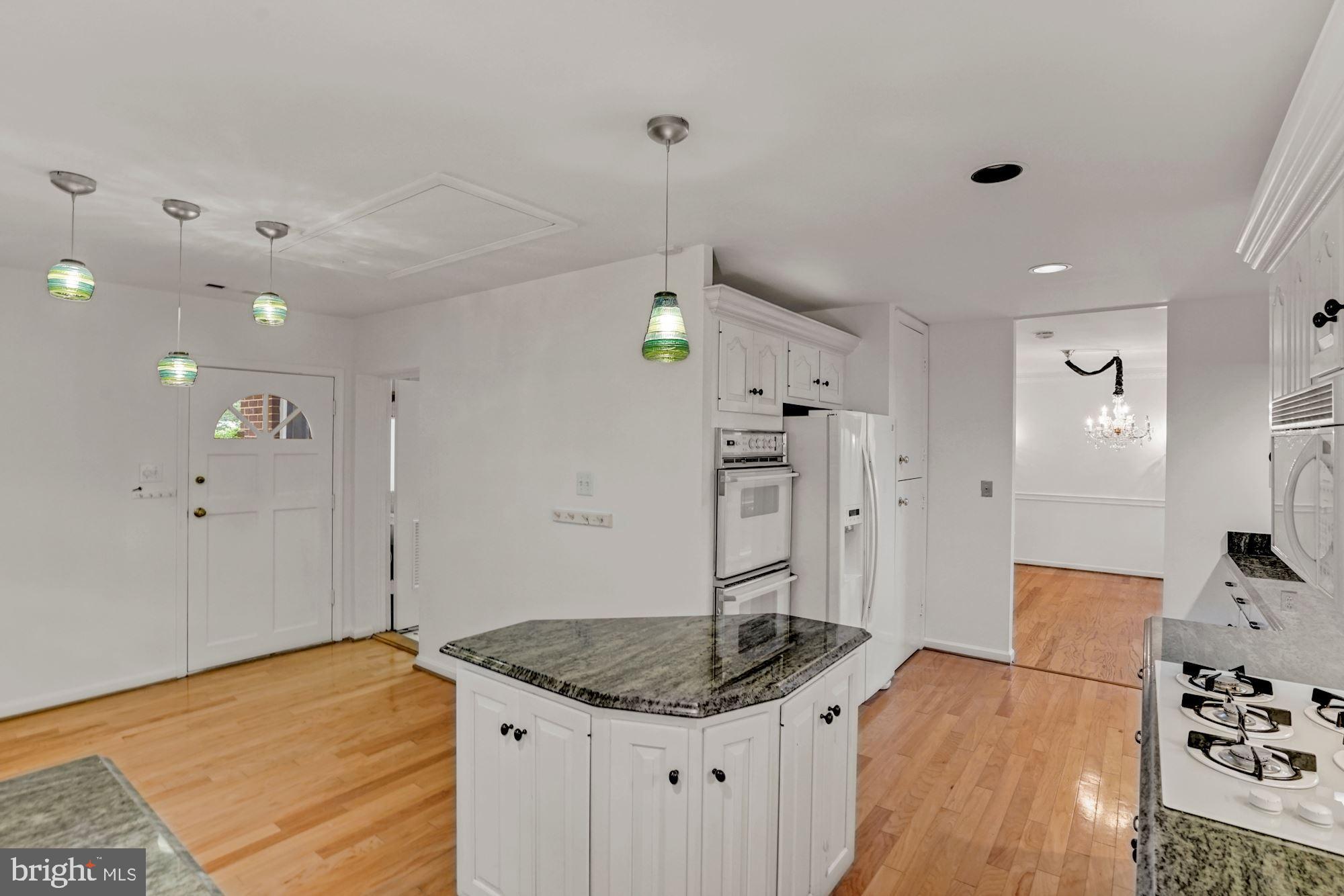 5402 Ferndale Street Springfield, VA 22151 - Photo 21 of 45 Kitchen
