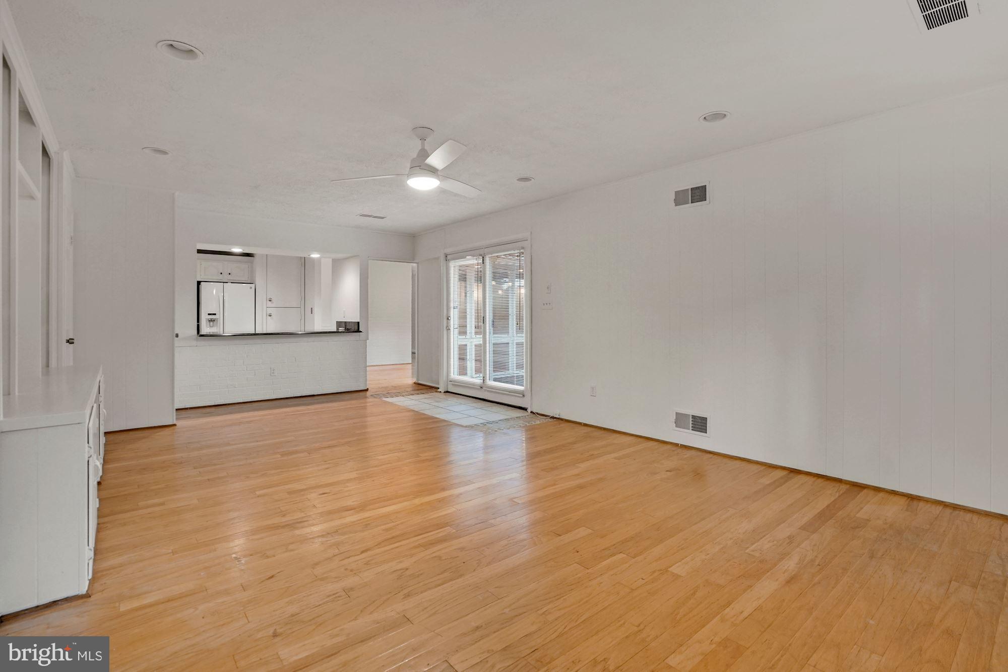 5402 Ferndale Street Springfield, VA 22151 - Photo 23 of 45 Family Room