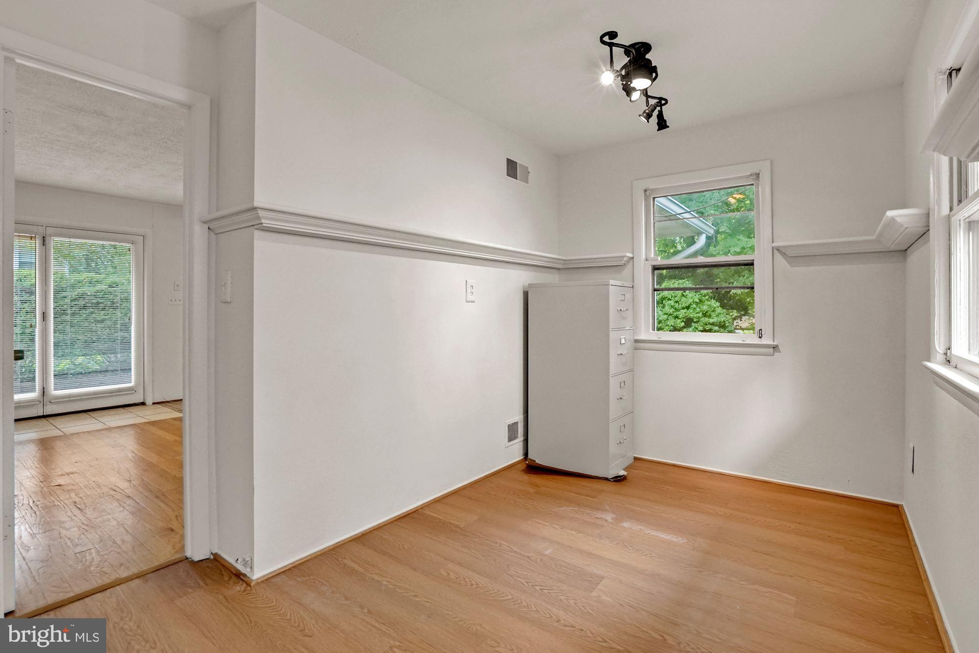 5402 Ferndale Street Springfield, VA 22151 - Photo 27 of 45 5th Bedroom / Den