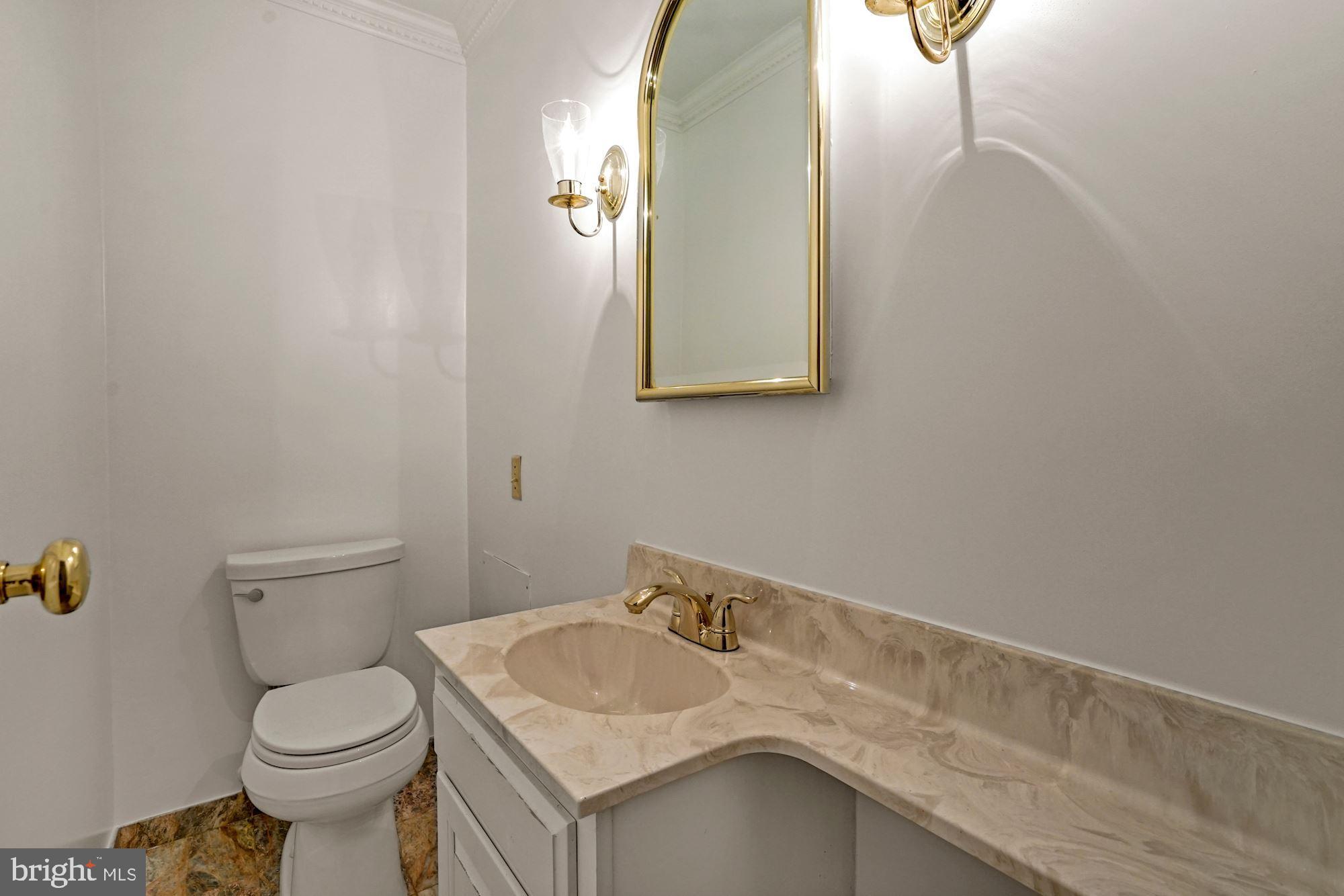5402 Ferndale Street Springfield, VA 22151 - Photo 29 of 45 Half Bathroom