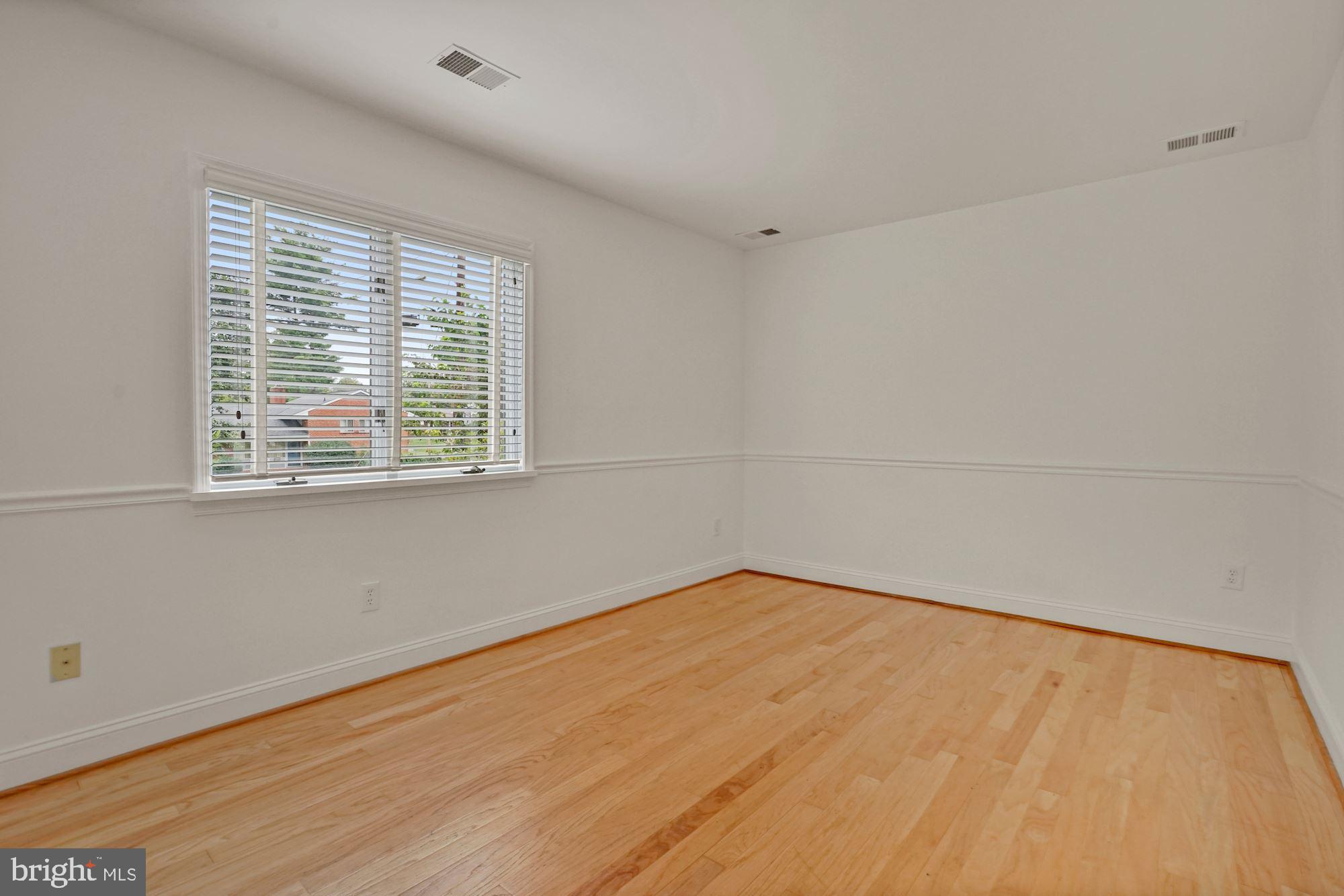 5402 Ferndale Street Springfield, VA 22151 - Photo 36 of 45 Bedroom