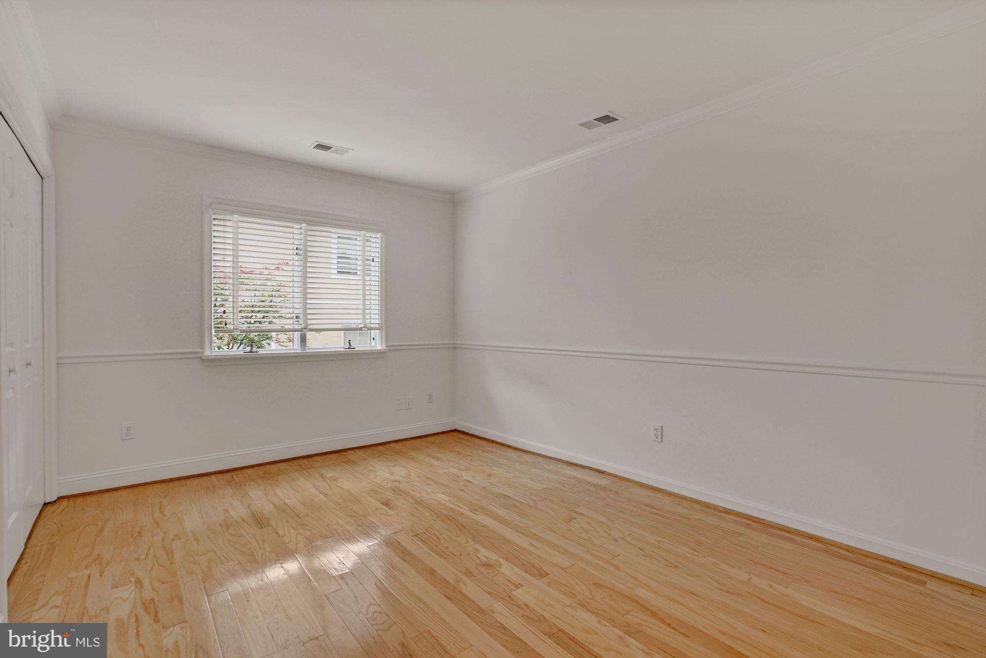 5402 Ferndale Street Springfield, VA 22151 - Photo 40 of 45 Bedroom