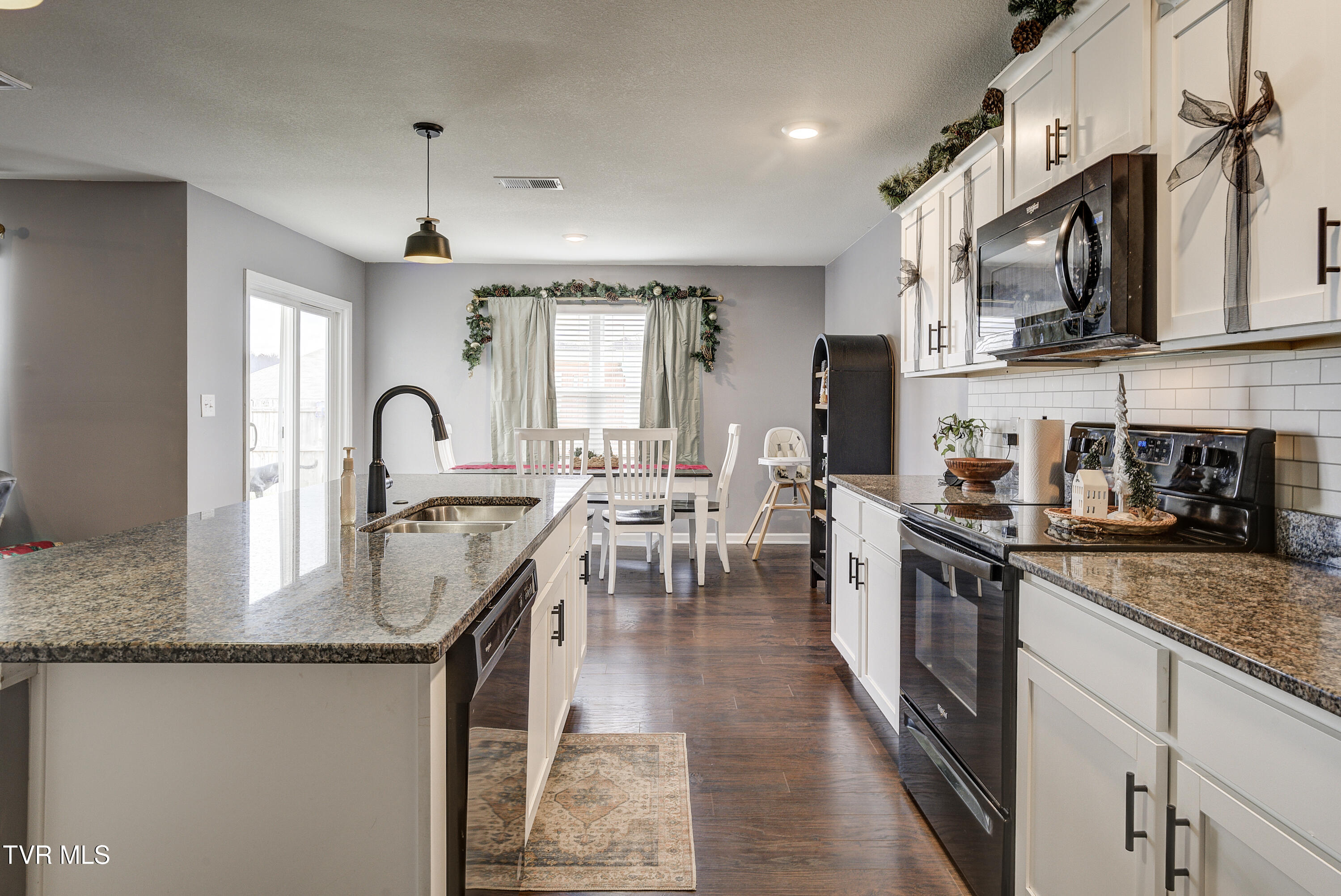 567 Cox Hollow Road Kingsport, TN 37663 - Photo 11 of 42 CoxHollow-Interior-10