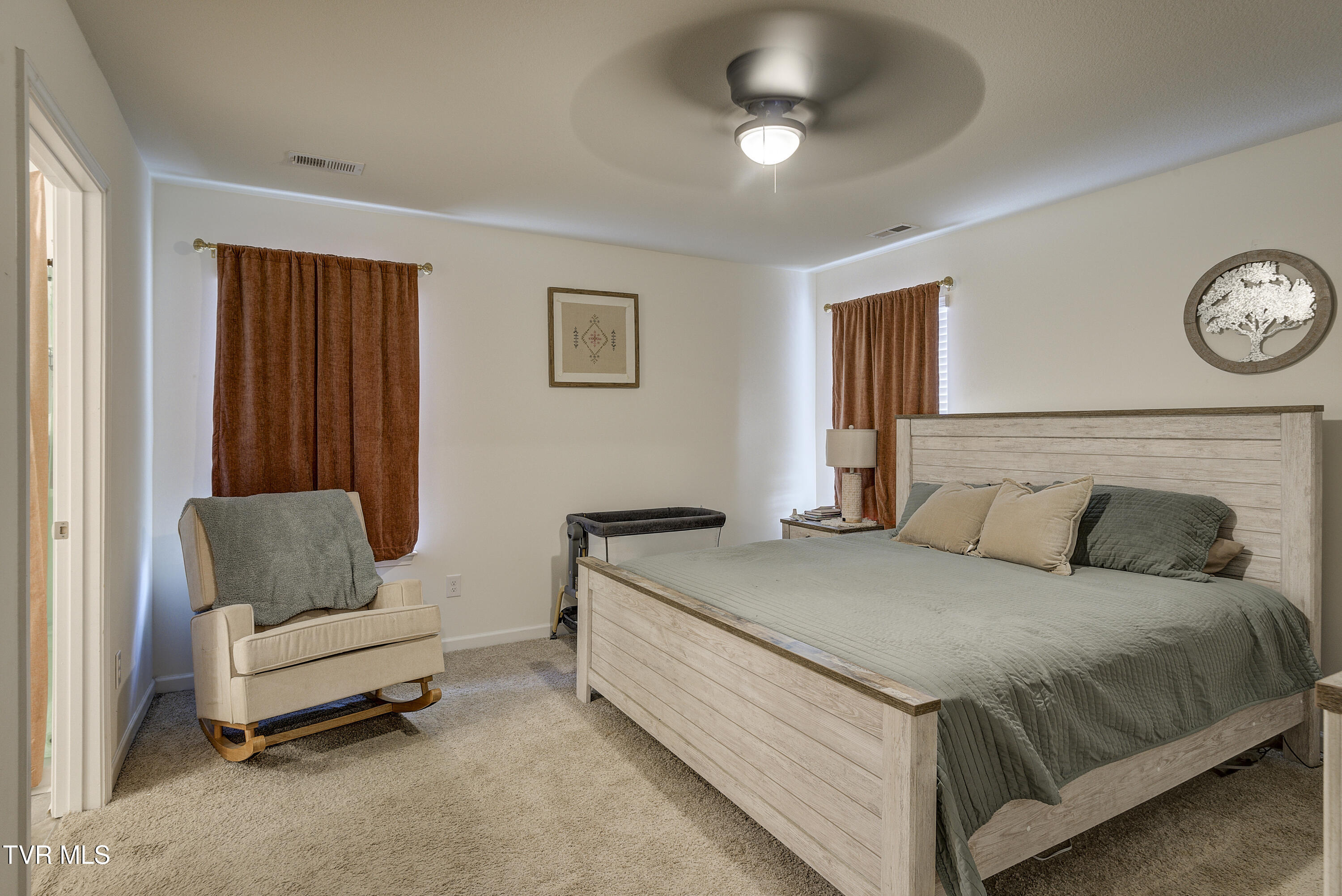 567 Cox Hollow Road Kingsport, TN 37663 - Photo 21 of 42 CoxHollow-Interior-20