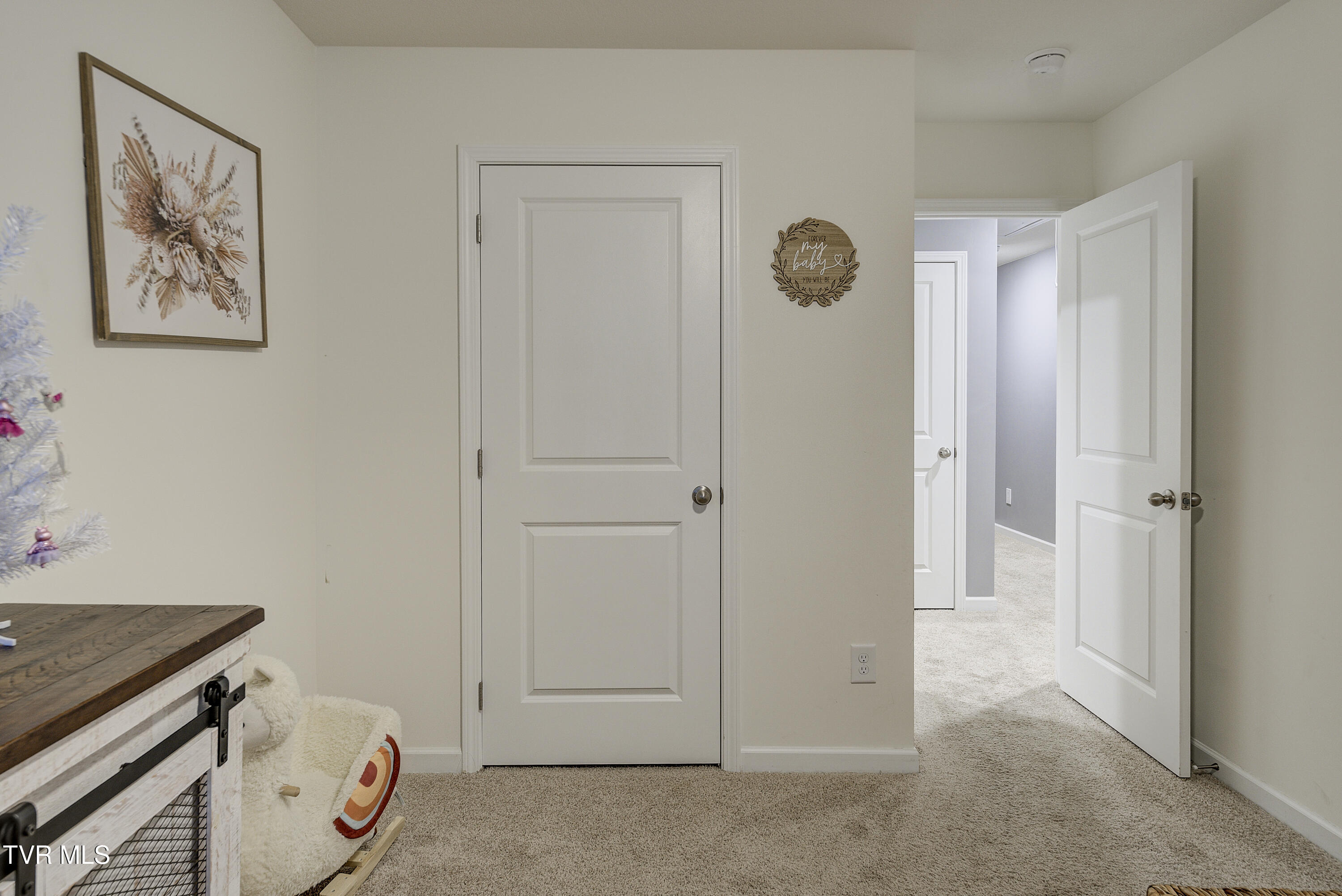 567 Cox Hollow Road Kingsport, TN 37663 - Photo 31 of 42 CoxHollow-Interior-30