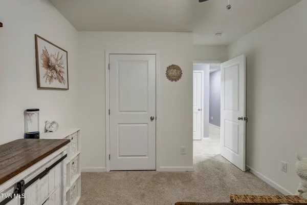 $299,900 | 567 Cox Hollow Road, Kingsport, TN 37663