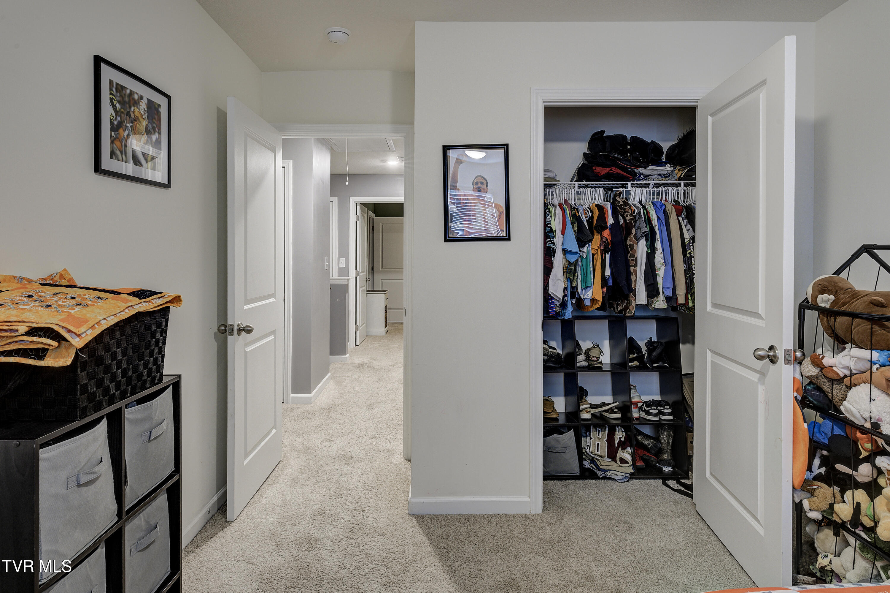 567 Cox Hollow Road Kingsport, TN 37663 - Photo 33 of 42 CoxHollow-Interior-32