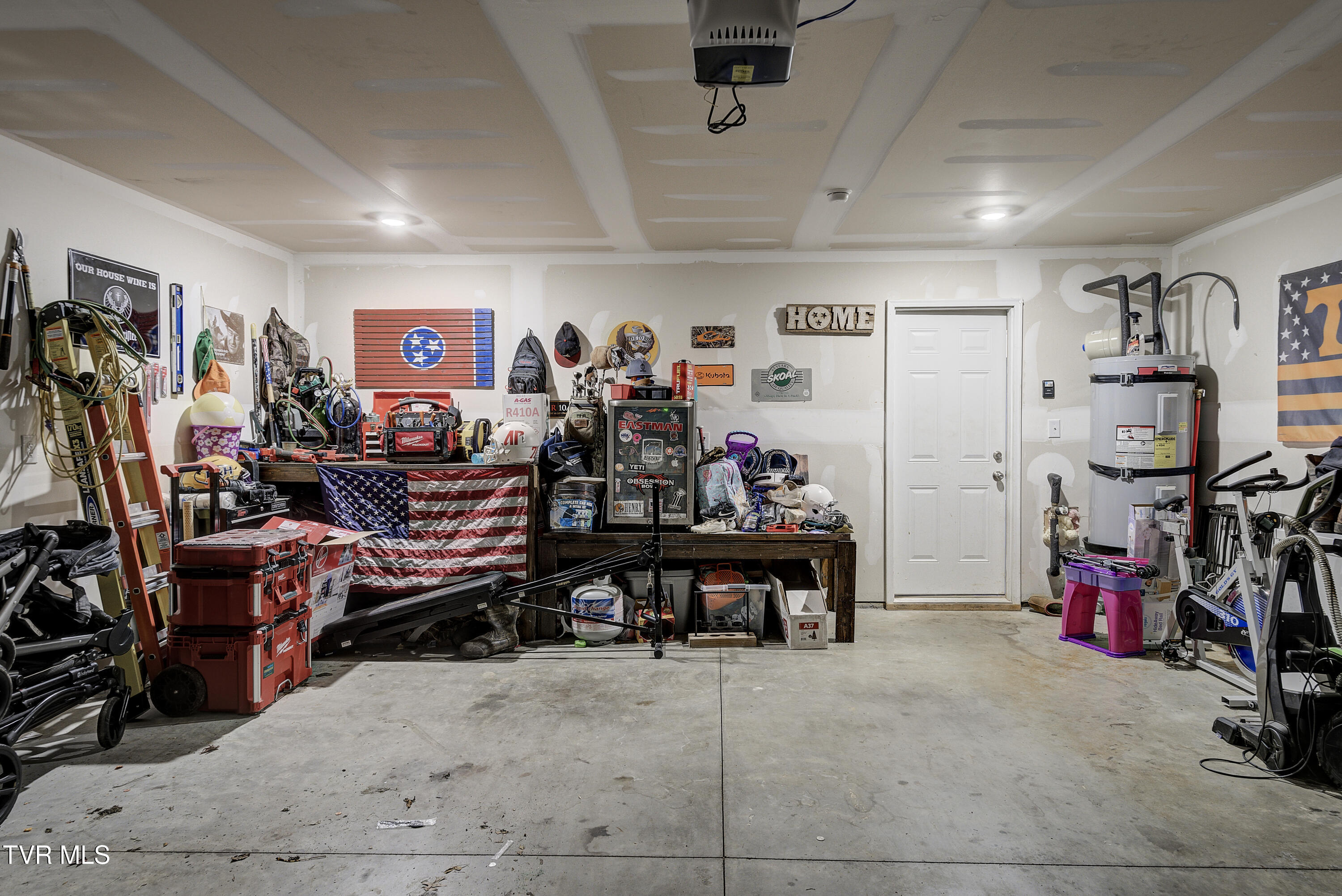 567 Cox Hollow Road Kingsport, TN 37663 - Photo 35 of 42 CoxHollow-Interior-34