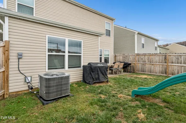 $299,900 | 567 Cox Hollow Road, Kingsport, TN 37663