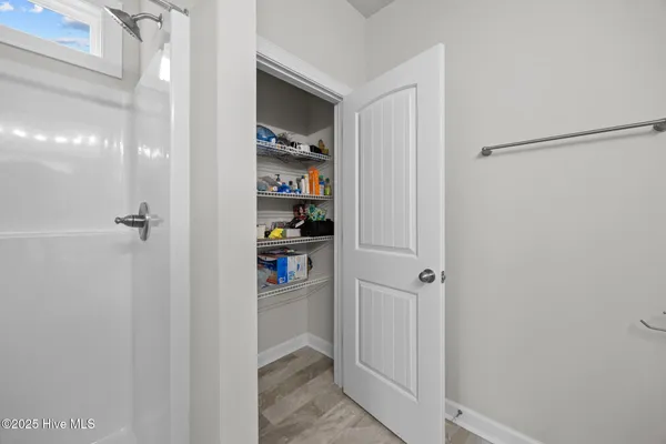 $1,700 | 243 Shallowbag Bay Lane, Jacksonville, NC 28546