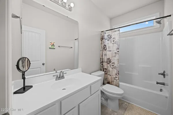 $1,700 | 243 Shallowbag Bay Lane, Jacksonville, NC 28546