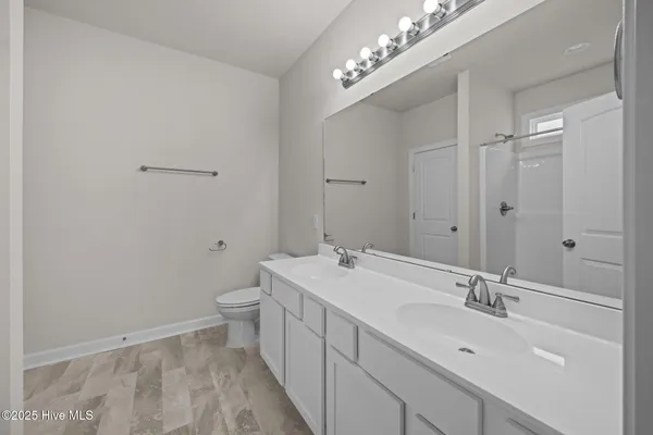 $1,700 | 243 Shallowbag Bay Lane, Jacksonville, NC 28546