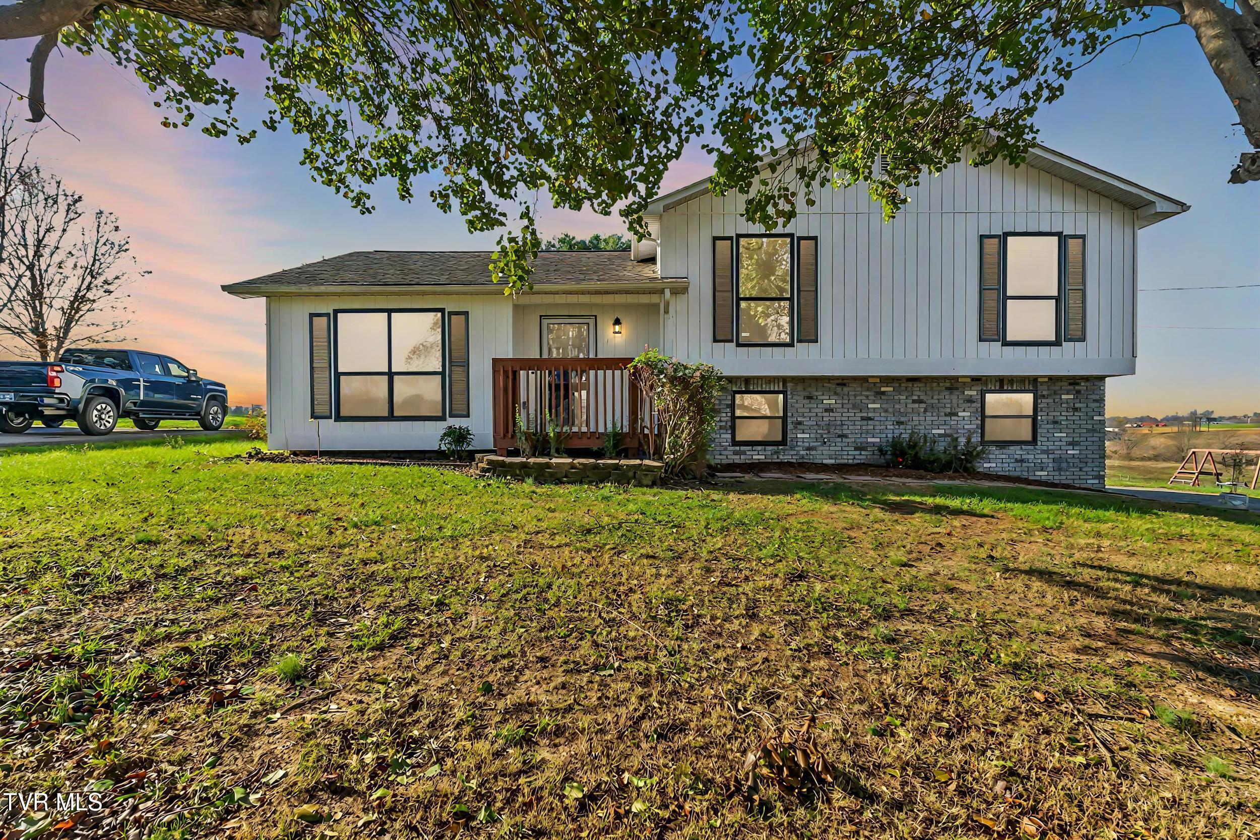 496 Sand Valley Road Jonesborough, TN 37659 - Photo 34 of 43 front
