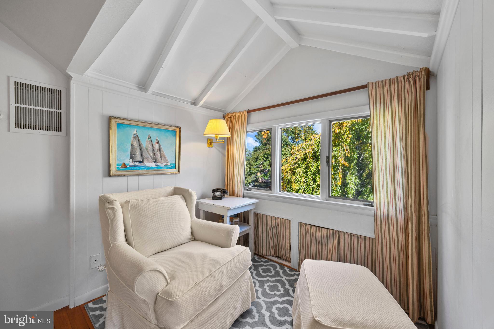 30 Decatur Avenue Annapolis, MD 21403 - Photo 16 of 38 a living room with furniture and a large window