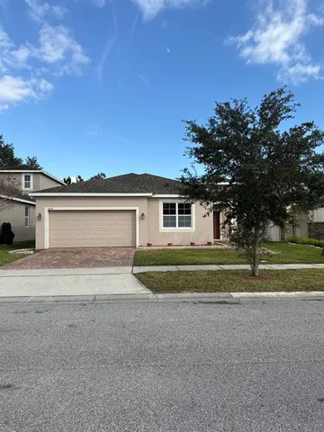 $2,500 | 3219 Stratton Circle, Kissimmee, FL 34744
