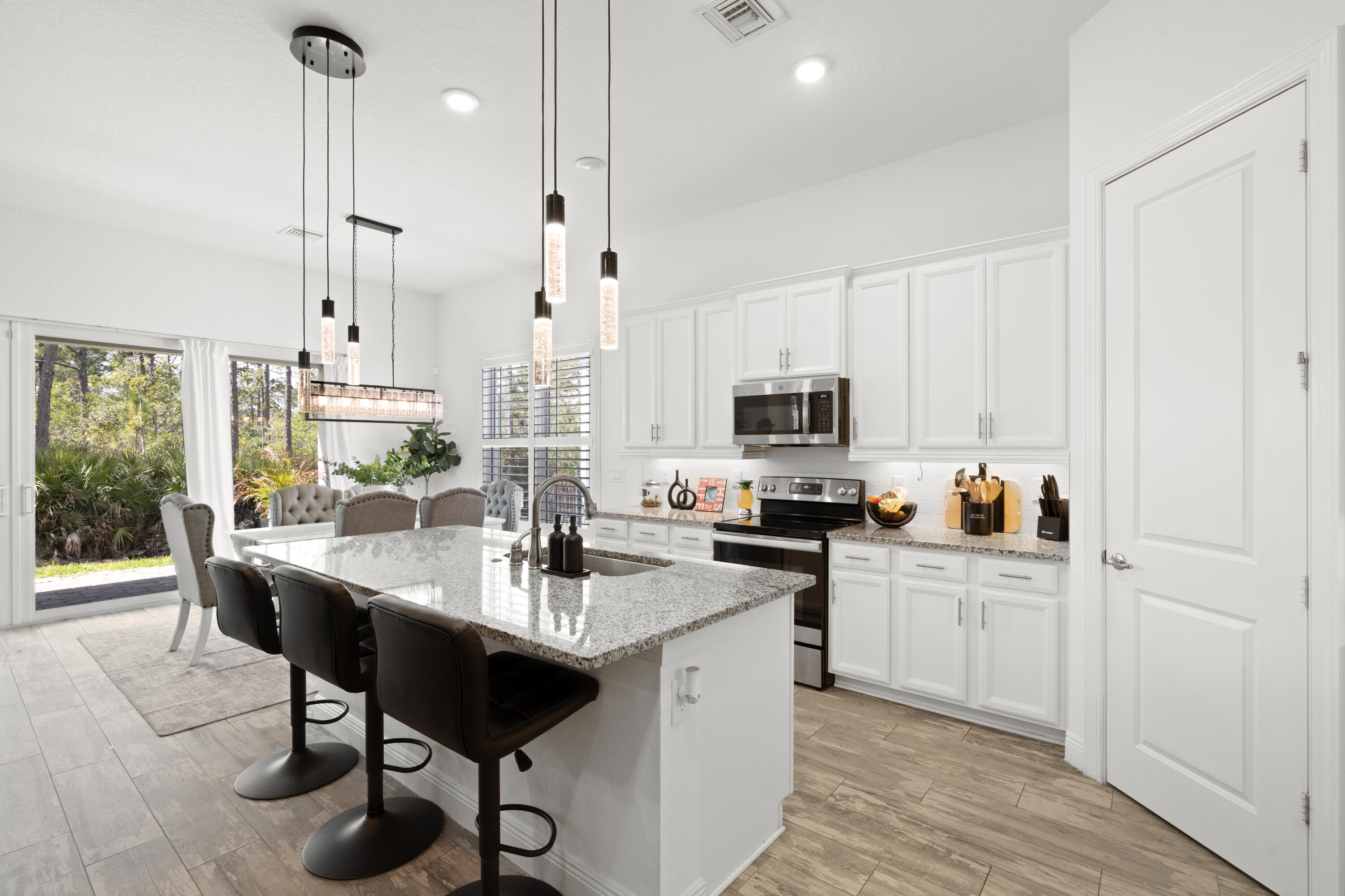 4630 Southwest Ardsley Drive Stuart, FL 34997 - Photo 4 of 46 DSC07093