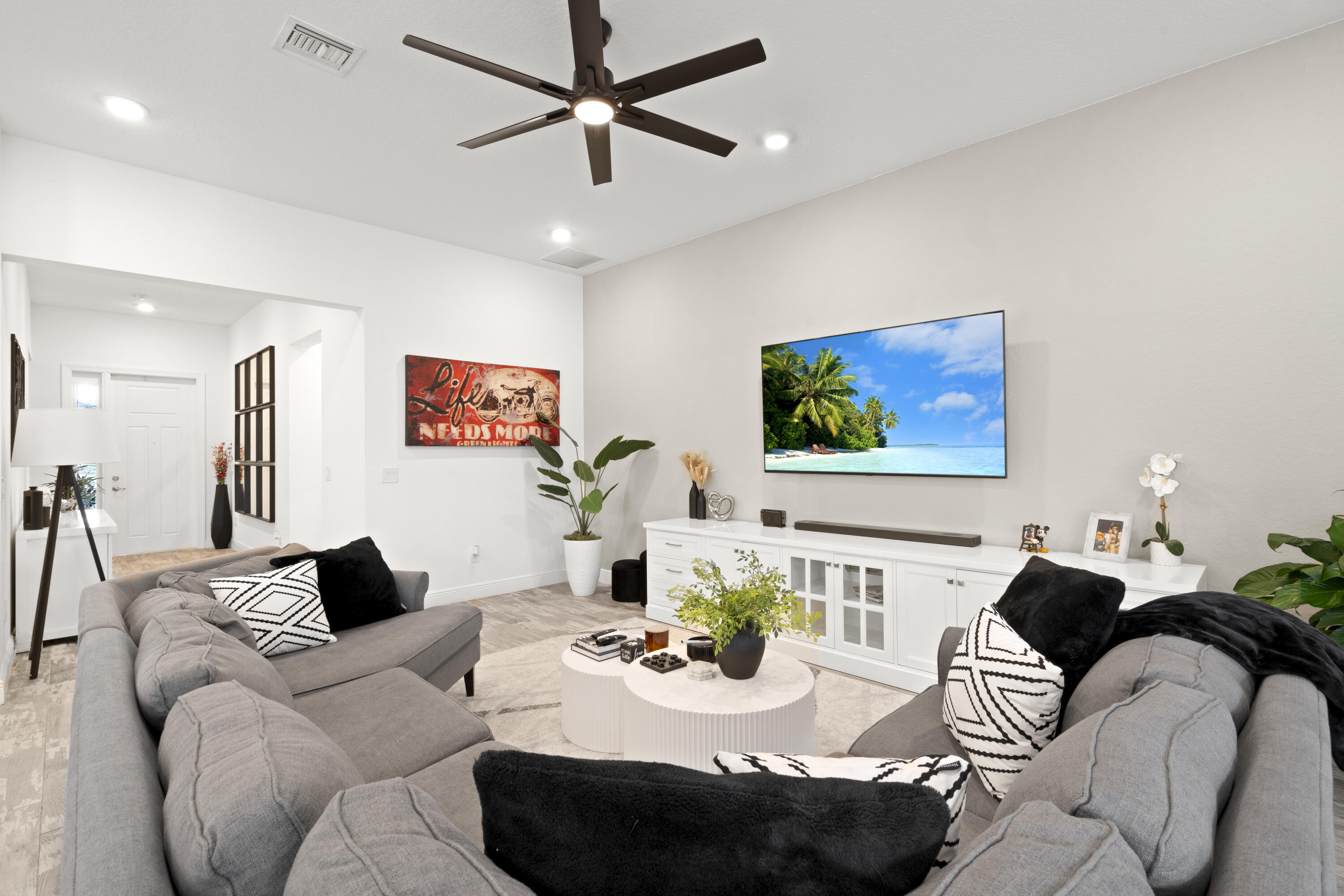 4630 Southwest Ardsley Drive Stuart, FL 34997 - Photo 10 of 46 DSC07038