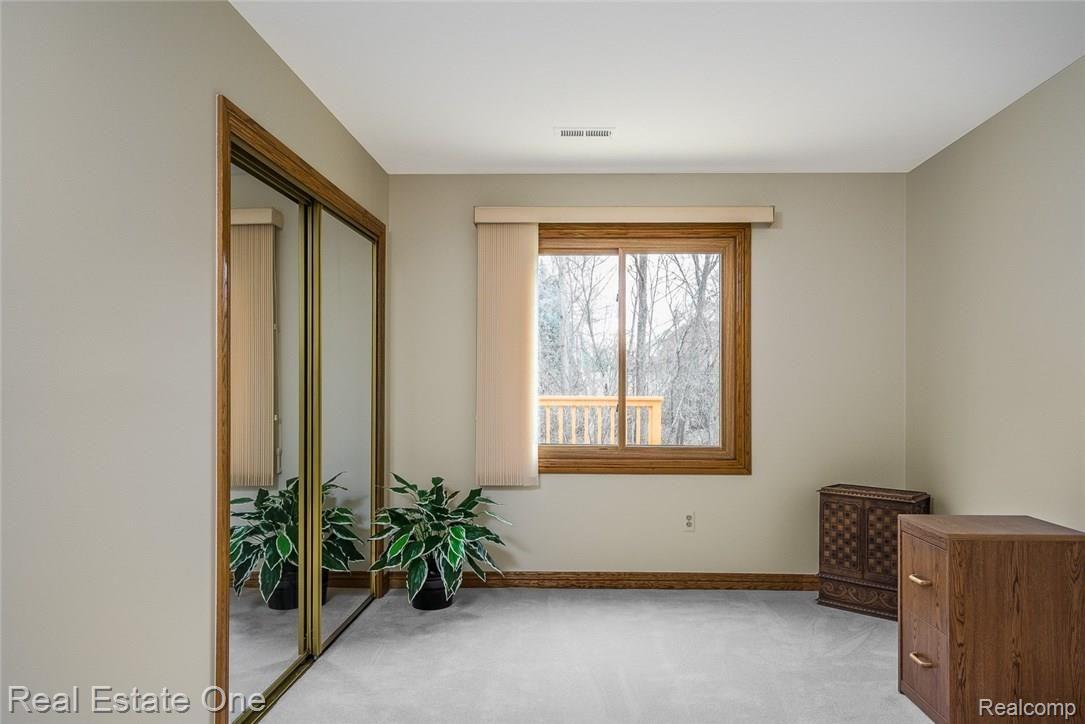 2379 Rochelle Park Drive Rochester, MI 48309 - Photo 14 of 24 2379 Rochelle Park Drive, Rochester Hills MI, Koteles, 03-27-17-1047-Edit.jpg