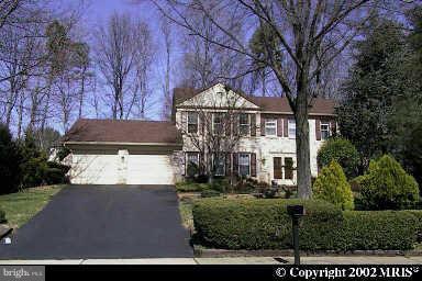11938 Riders Lane Reston, VA 20191 - Photo 1 of 1 Exterior (Main)