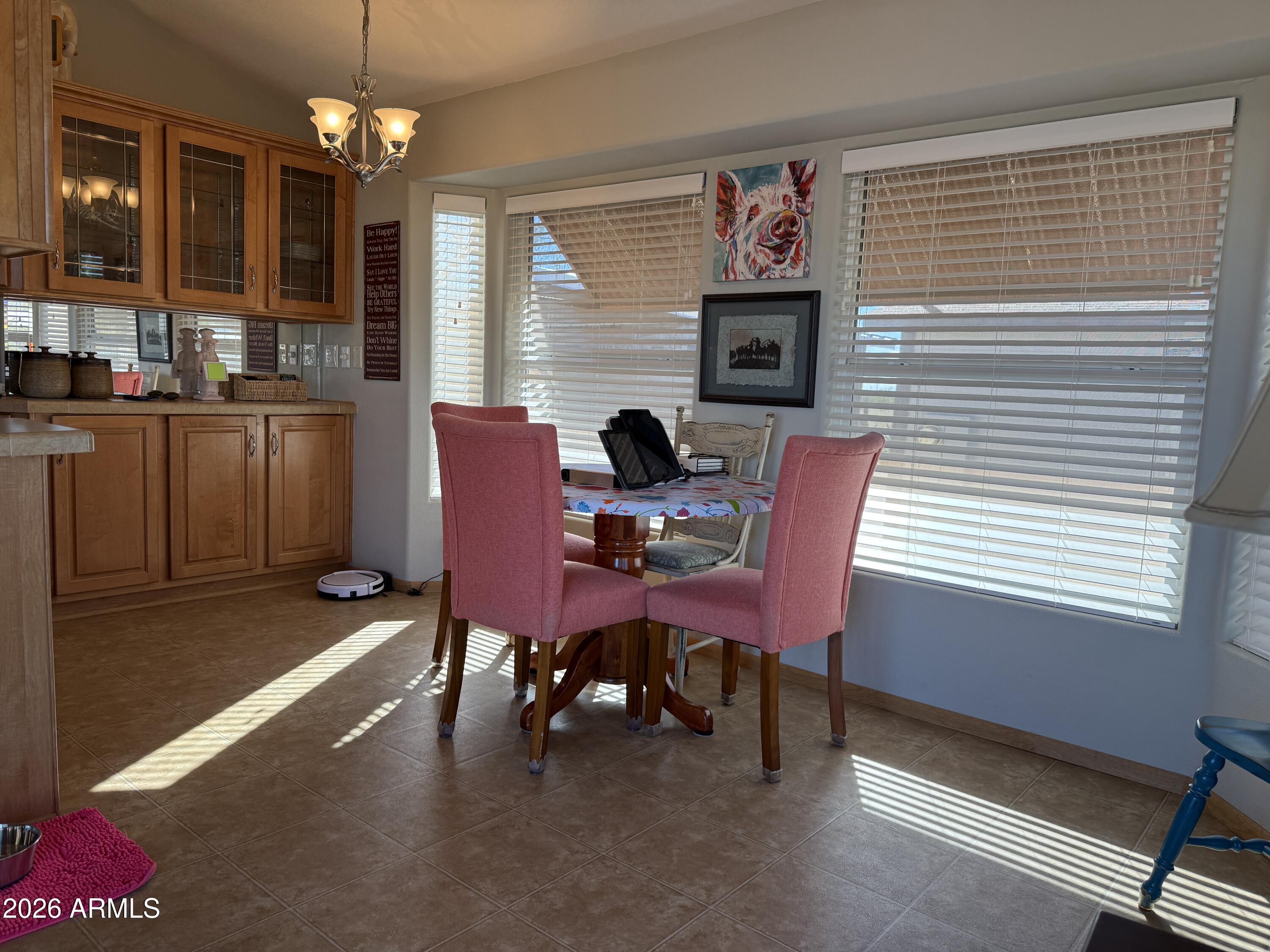 21175 Westward View Road, Unit 241 Congress, AZ 85332 - Photo 20 of 49 Dining (1)