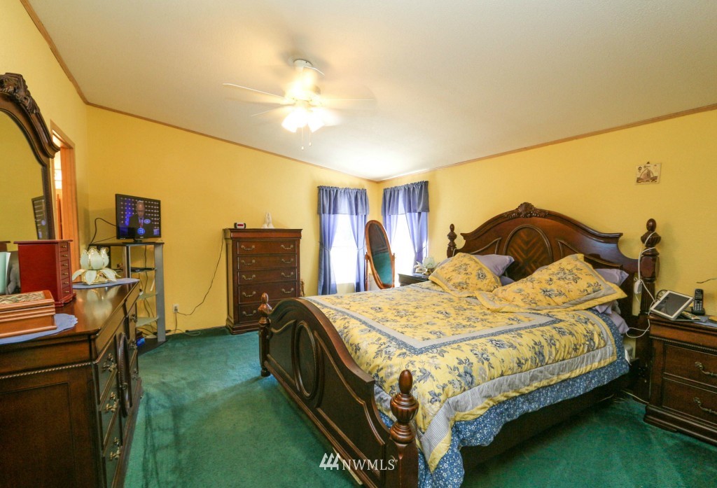 3264 Douglas Road Ferndale, WA 98248 - Photo 14 of 22