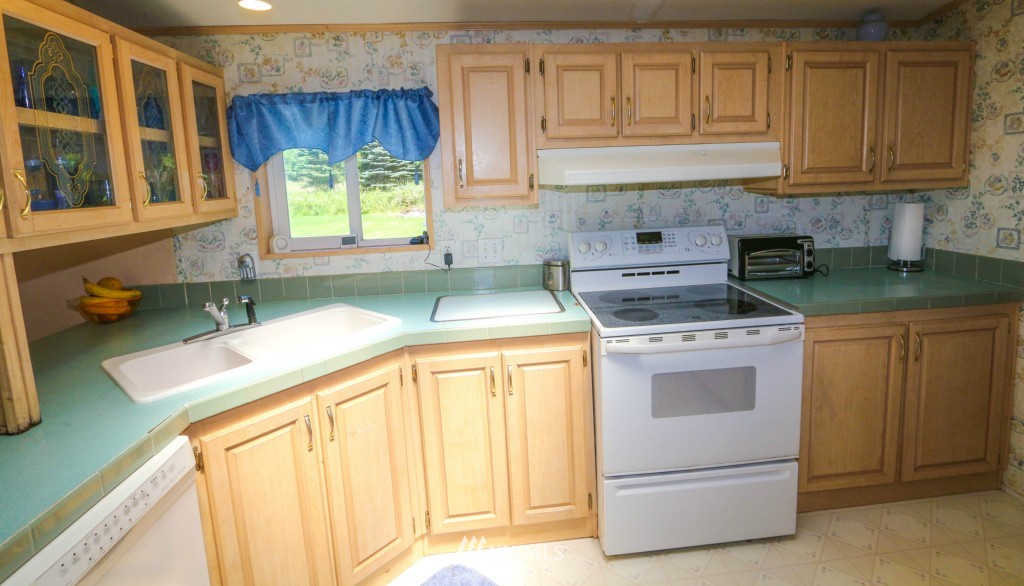 3264 Douglas Road Ferndale, WA 98248 - Photo 8 of 22