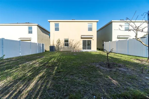 $416,000 | 210 Cinnamon Bark Place, Valrico, FL 33594