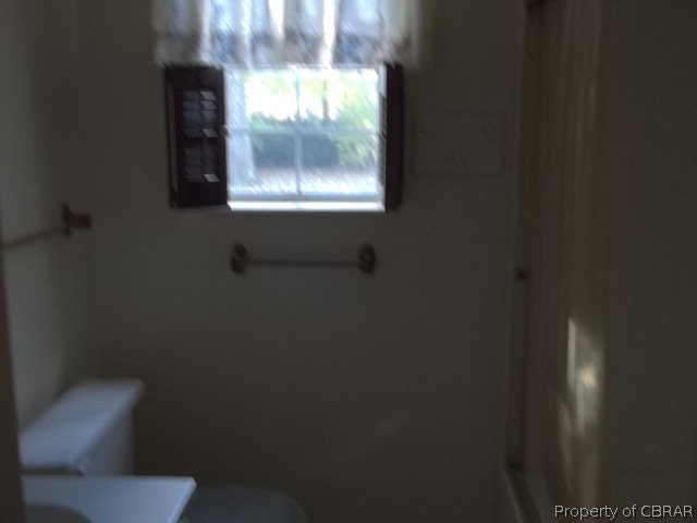 8752 Marlfield Road Gloucester, VA 23061 - Photo 8 of 17