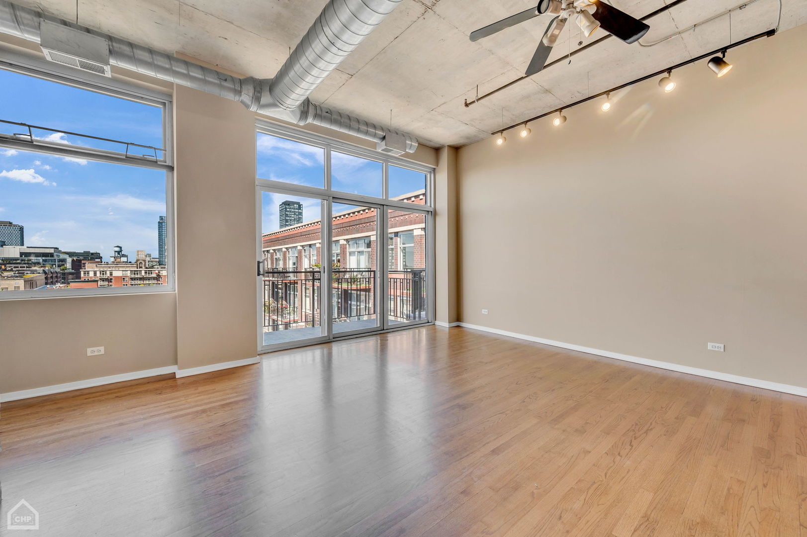 1000 West Adams Street, Unit 816 Chicago, IL 60607 - Photo 6 of 29 Gallery Image 6