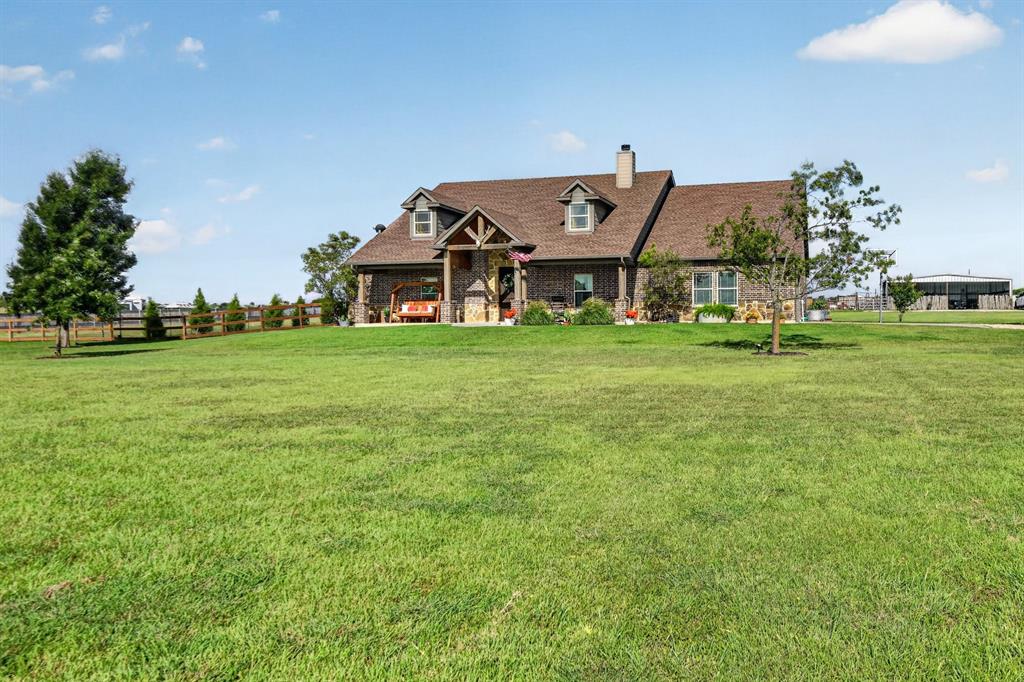 19001 North County Line Road Ponder, TX 76259 - Photo 4 of 40