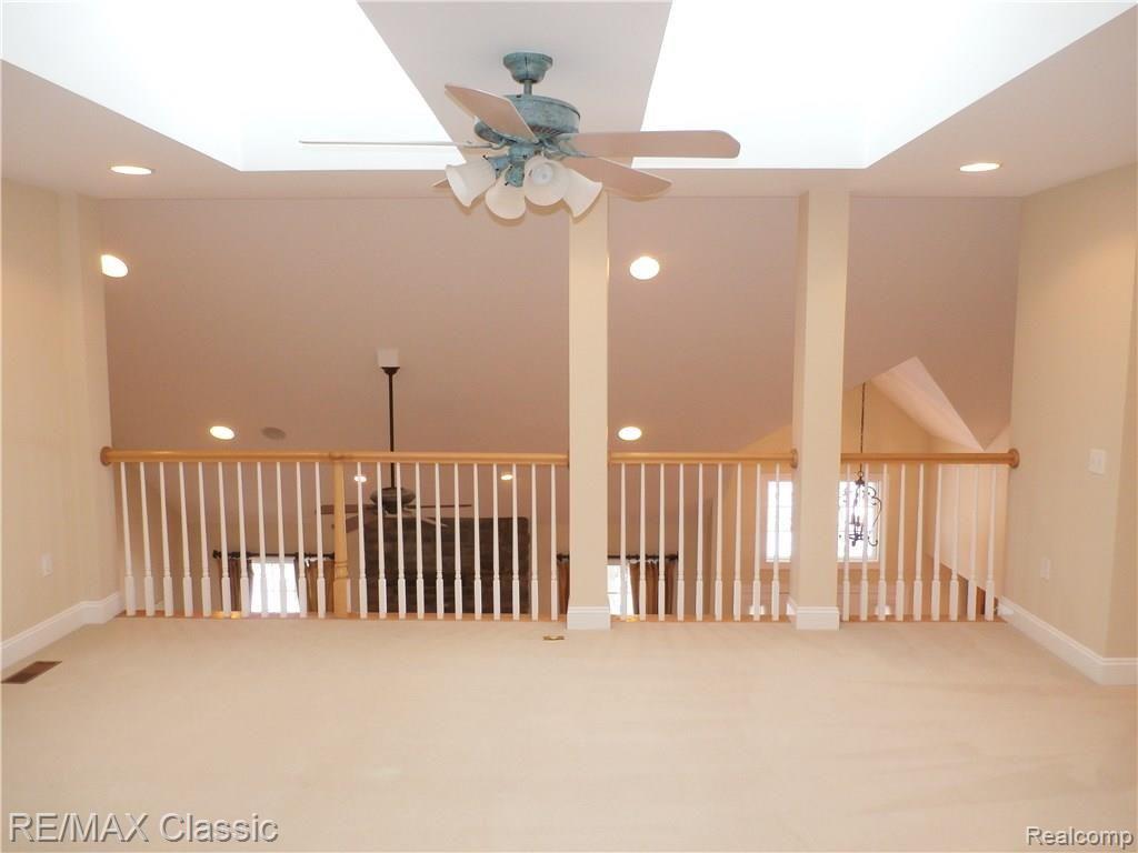 49673 Timber Trail Novi, MI 48374 - Photo 35 of 51 P3140188.JPG