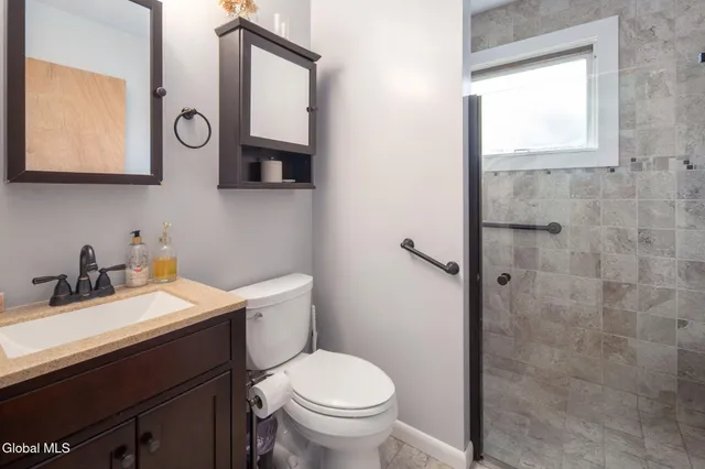 $293,000 | 271 Rte 67, Leeds, NY 12451