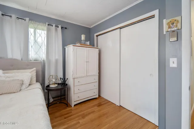 $293,000 | 271 Rte 67, Leeds, NY 12451