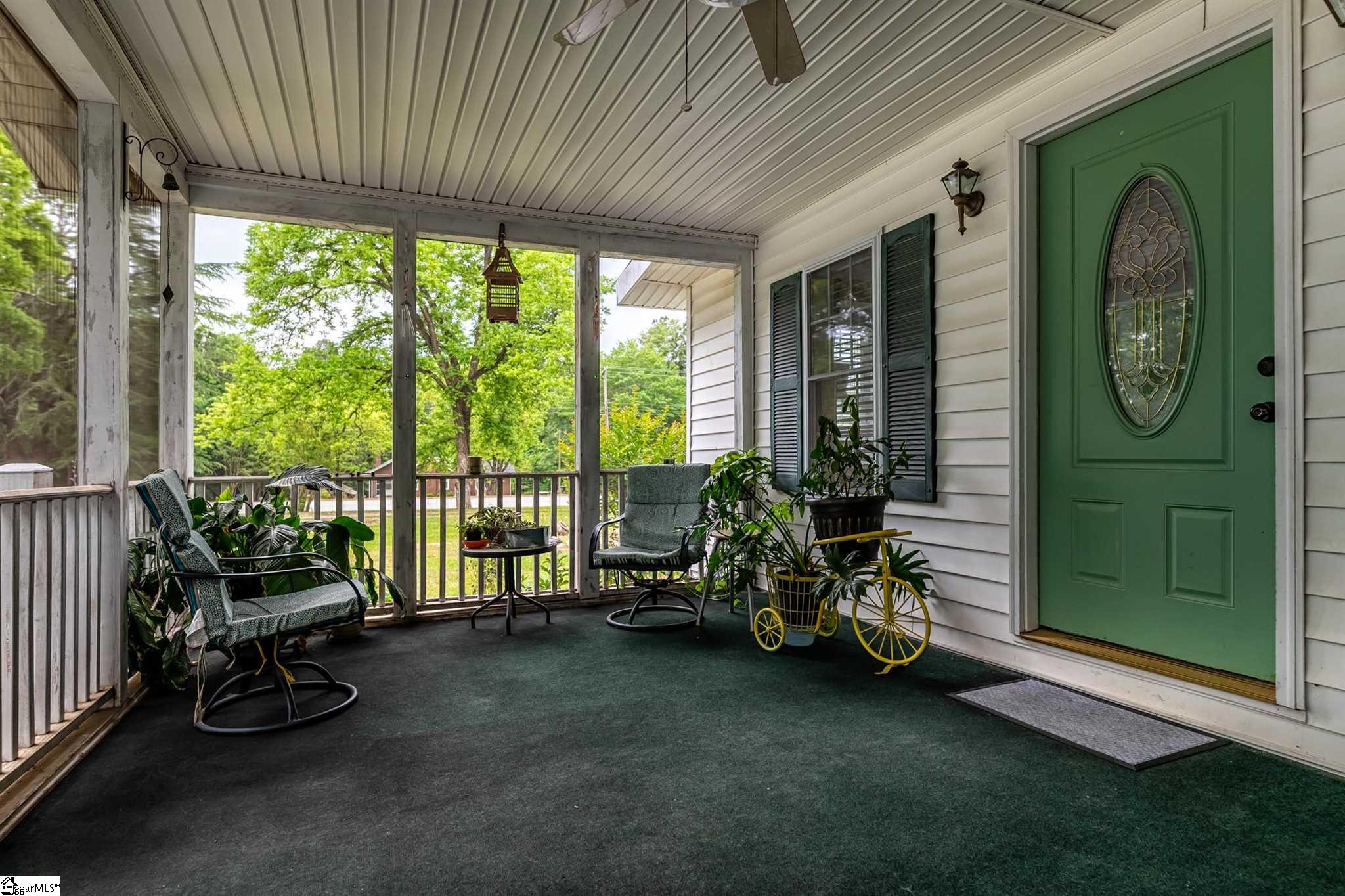 1025 Cross Anchor Road Woodruff, SC 29388 - Photo 6 of 34 Gallery Image 6