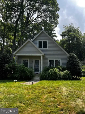 a house view with a outdoor space